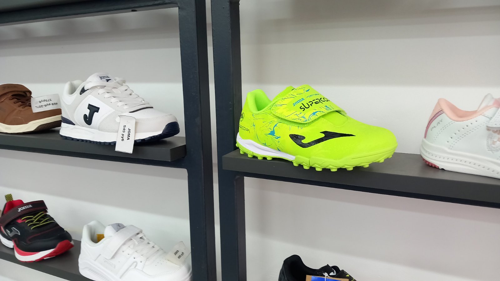 JOMA – Спортивная обувь для настоящих профессионалов