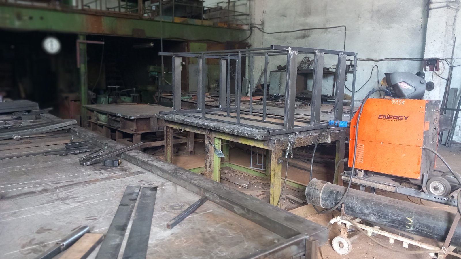 Сварщик тирасполь - изготовление металлоконструкций и заборов в Приднестровье