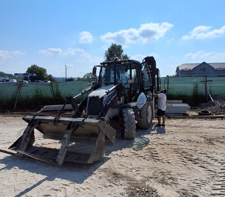 Job operator excavator Chișinău ⭐️ Compania VASTAVIT