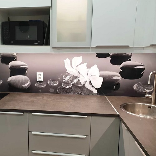 Не стандартный размер - скиналь на кухню. Квадрат.