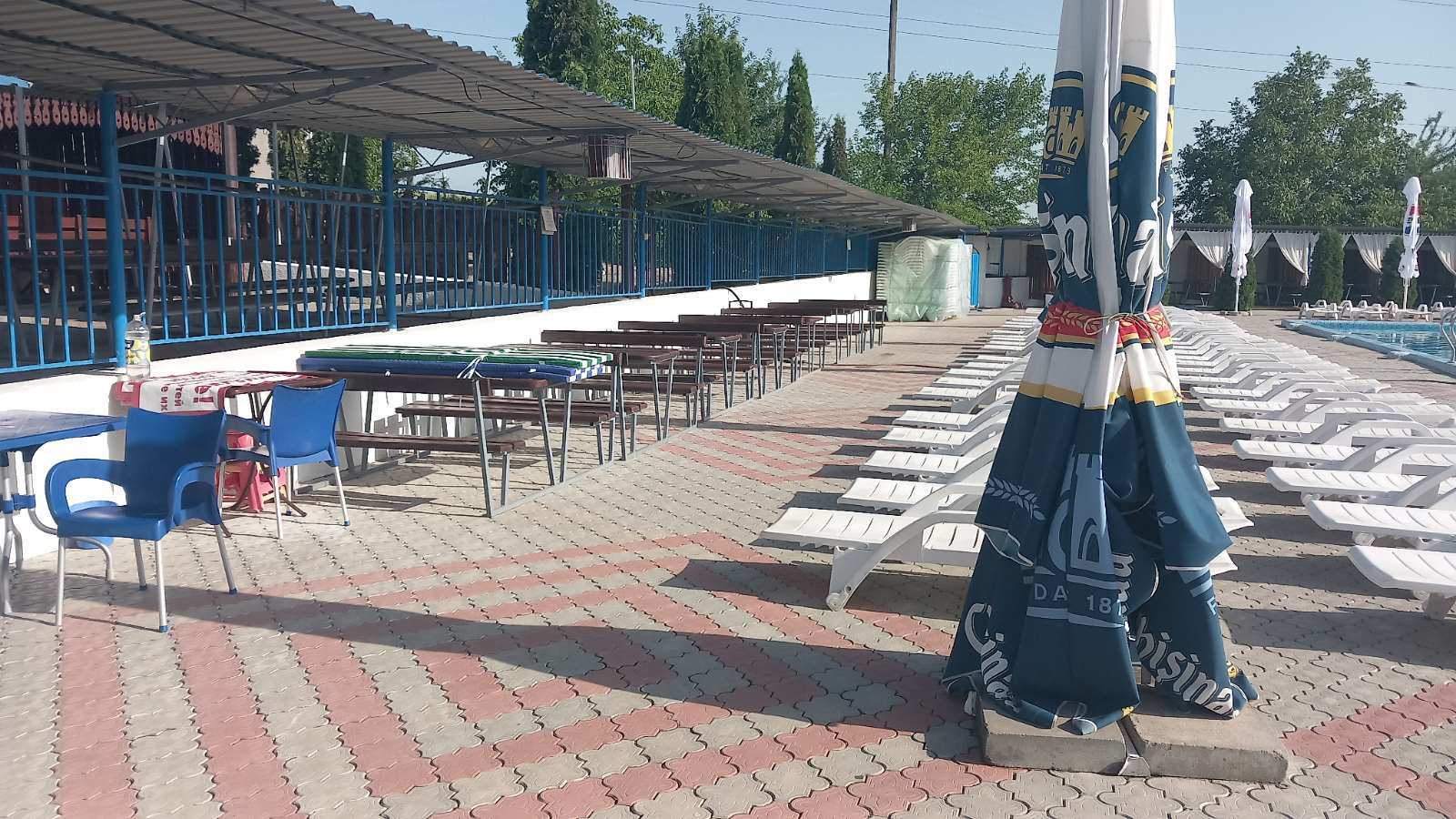 OAZIS PARK Бассейн Бендеры: почувствуй лето, полный отрыв!