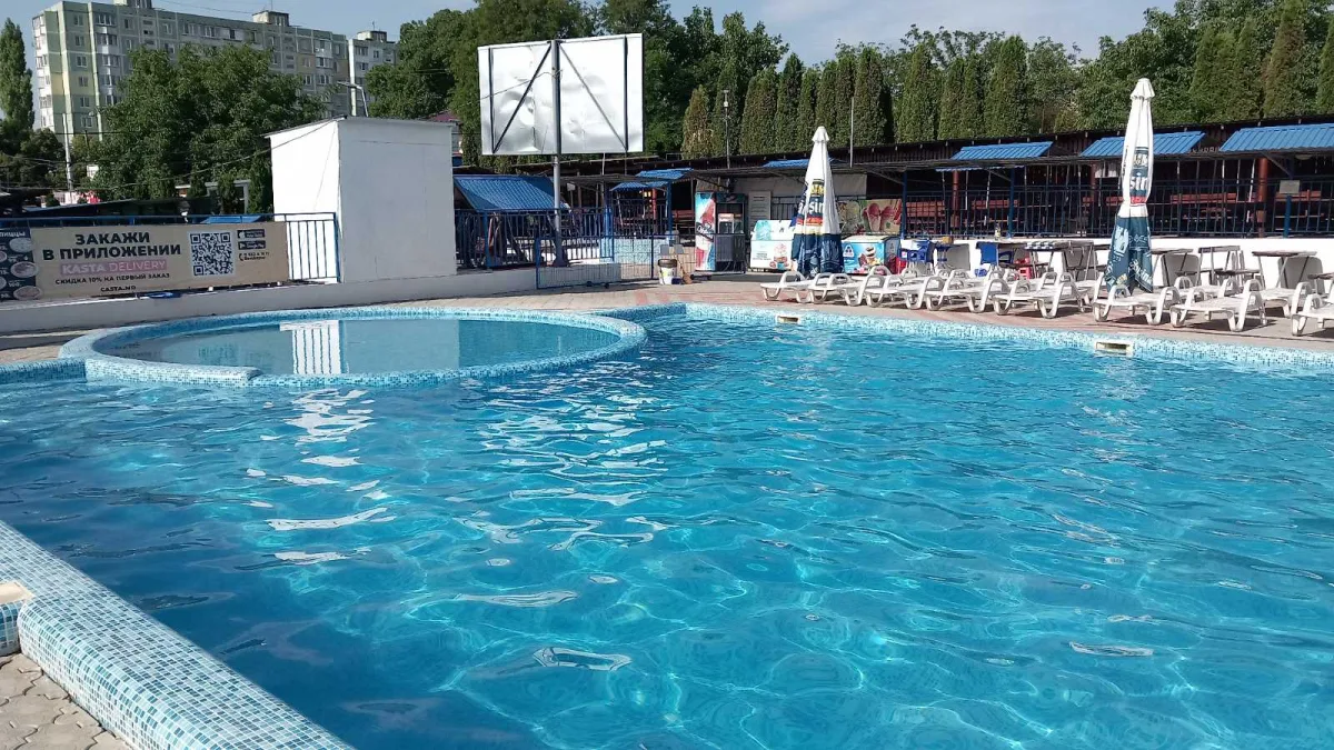 OASIS PARK Бендеры – Отдых у Бассейна для Компаний и Семей