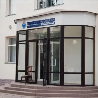 Профессиональное остекление зданий и сооружений с гарантией ПМР.