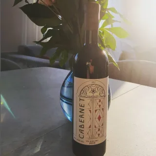 Вино для праздника Leuntea Vin