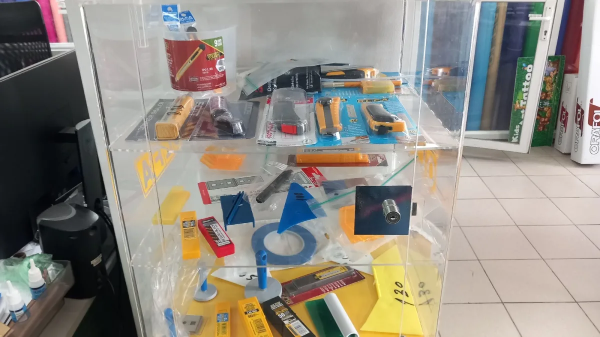 RECLAM SERVIS MD: Ваш надежный партнер в сфере рекламной пленки!