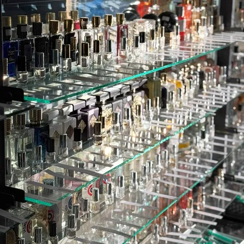 Элитная парфюмерия в Кишиневе - Парфюмерный магазин в Кишиневе Элитная парфюмерия в Кишиневе - Парфюмерный магазин в Кишиневе