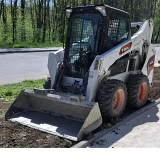 Închiriere excavatoare Chișinău – Lucrări rapide și eficiente