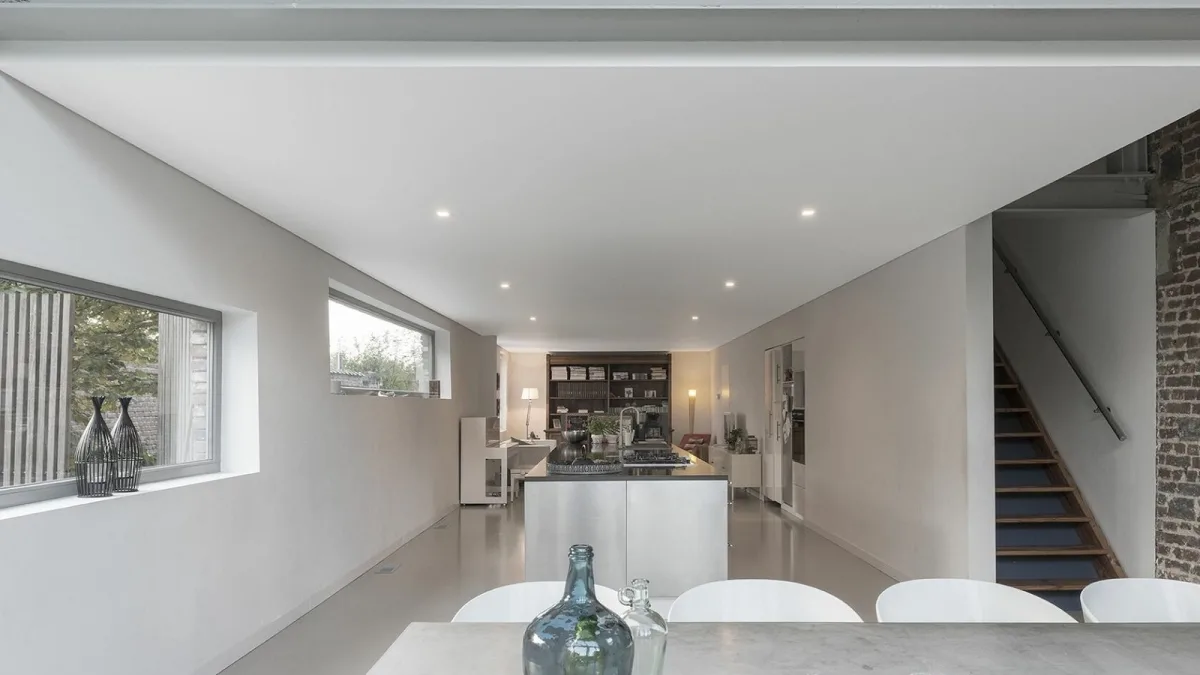 Натяжные потолки для квартир Приднестровье. Парящий потолок ПМР. Потолки Тирасполь.