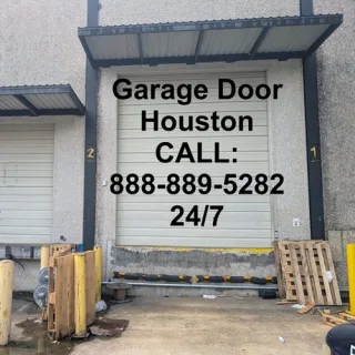 Door Masters of Houston | Automatic Garage Doors – Installation, Replacement and Repair 7 Days a Week