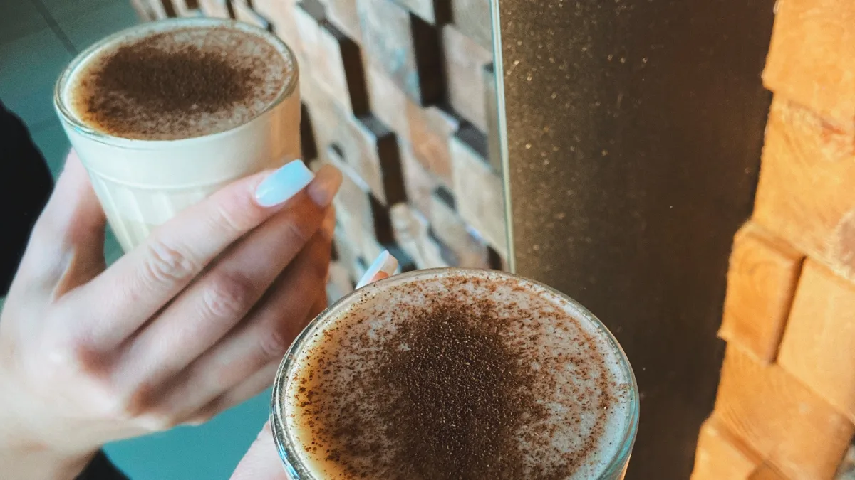 Кофейный напиток Frappuccino в Тираспольской кофейне ЗЕРНА - Большой выбор кофе