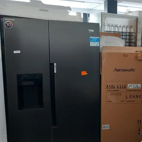 Двудверный холодильник BEKO черного цвета – идеальный выбор для стильной кухни Двудверный холодильник BEKO черного цвета – идеальный выбор для стильной кухни