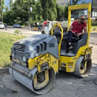 Аренда вибрационного грунтового катка Кишинев
