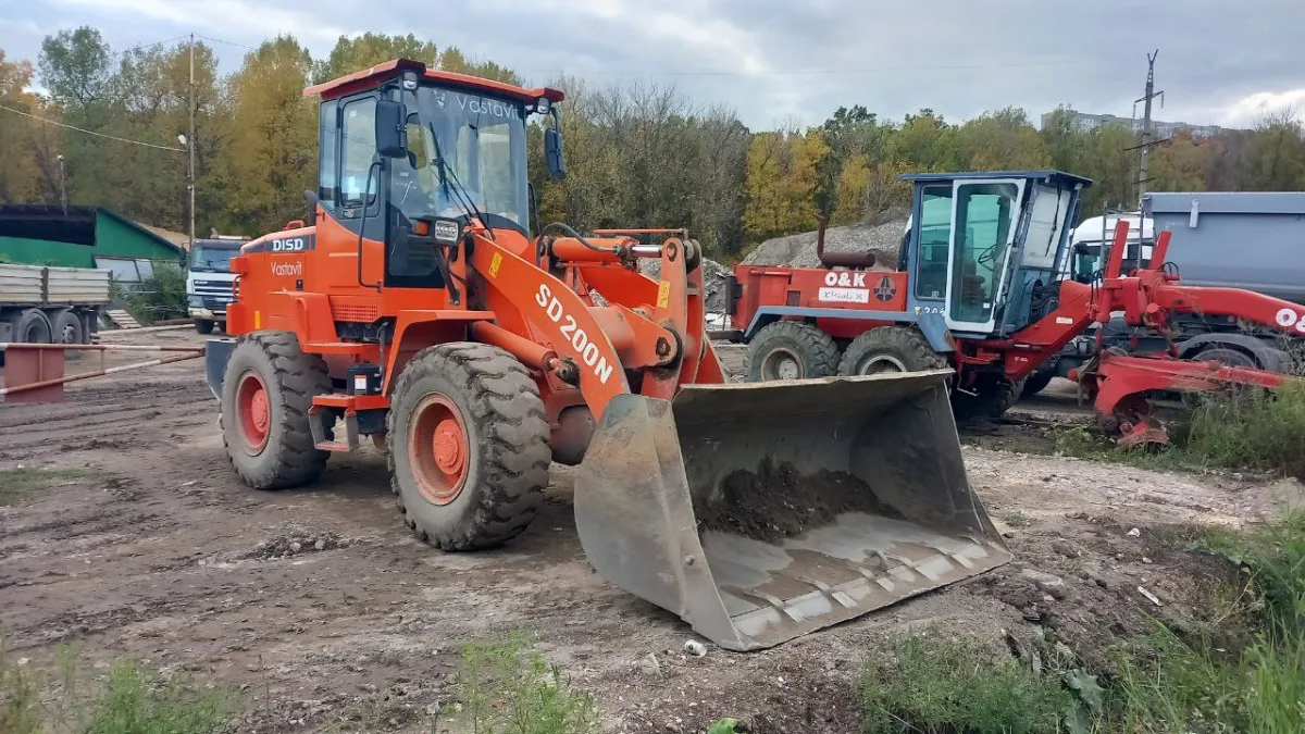 Фронтальный погрузчик DISD SD200 N